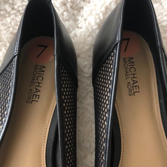 Like new MICHAEL Michael Kors flats - Picture 4 of 6